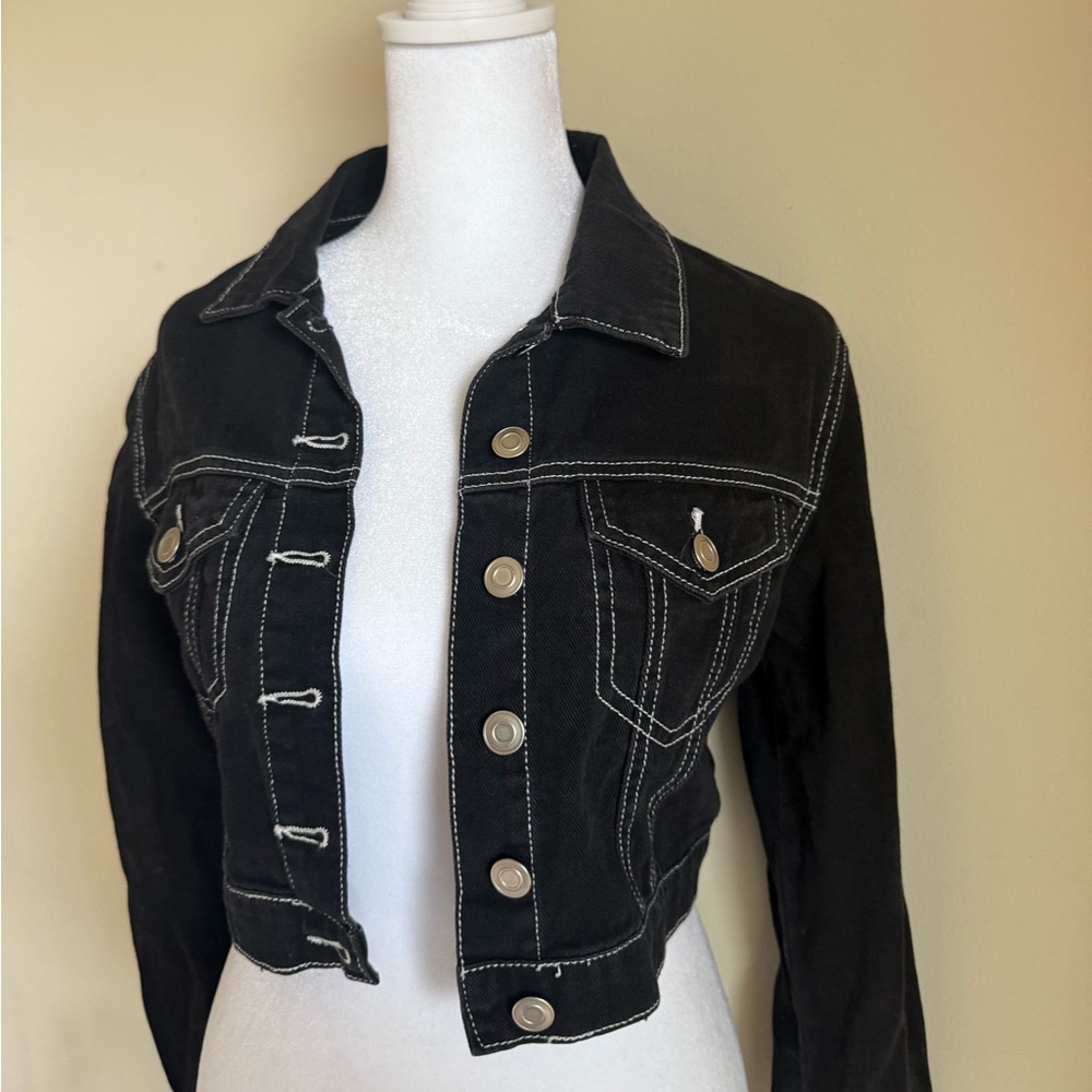Forever 21 Black Denim Jacket - Picture 6 of 10